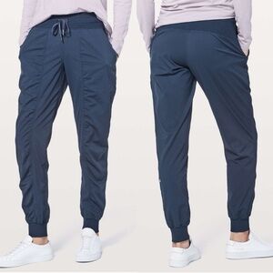 Lululemon Dance Studio Jogger *29" True Navy SZ 4